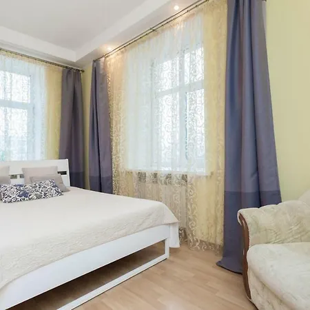 Likehome On Nezavisimosti Avenue *
