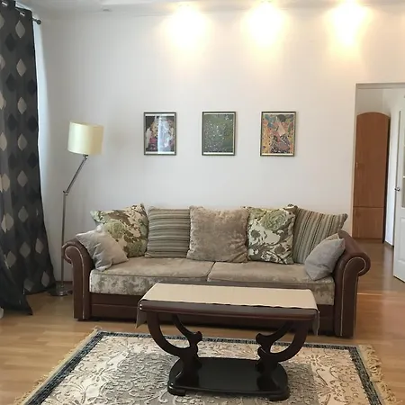 Likehome On Nezavisimosti Avenue Minsk