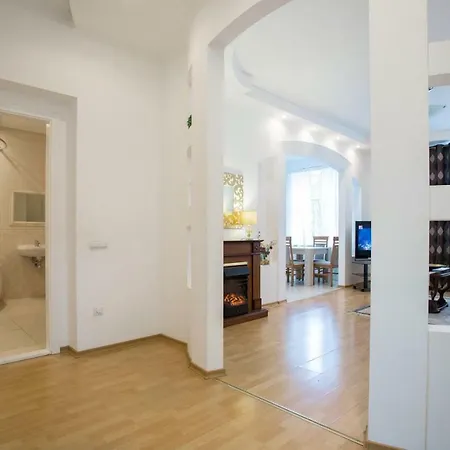 Apartment Likehome On Nezavisimosti Avenue Minsk
